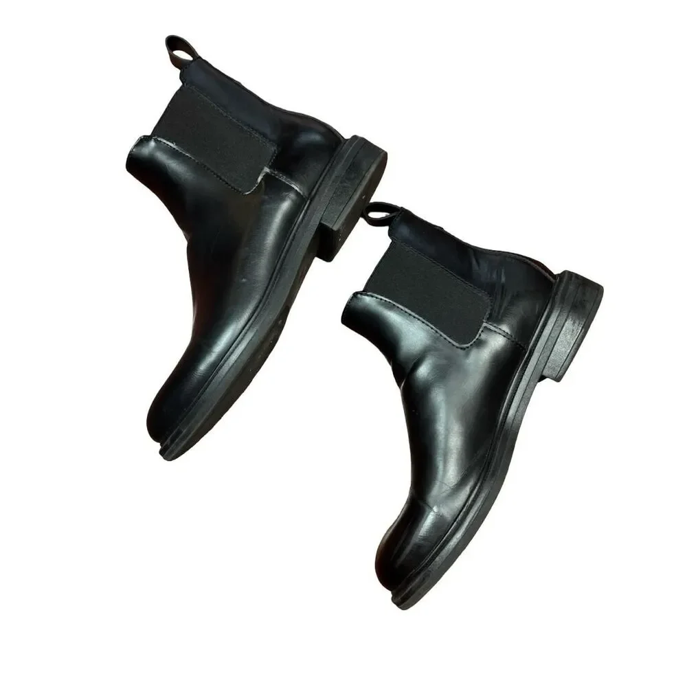 Zara Black Leather Chelsea Boots